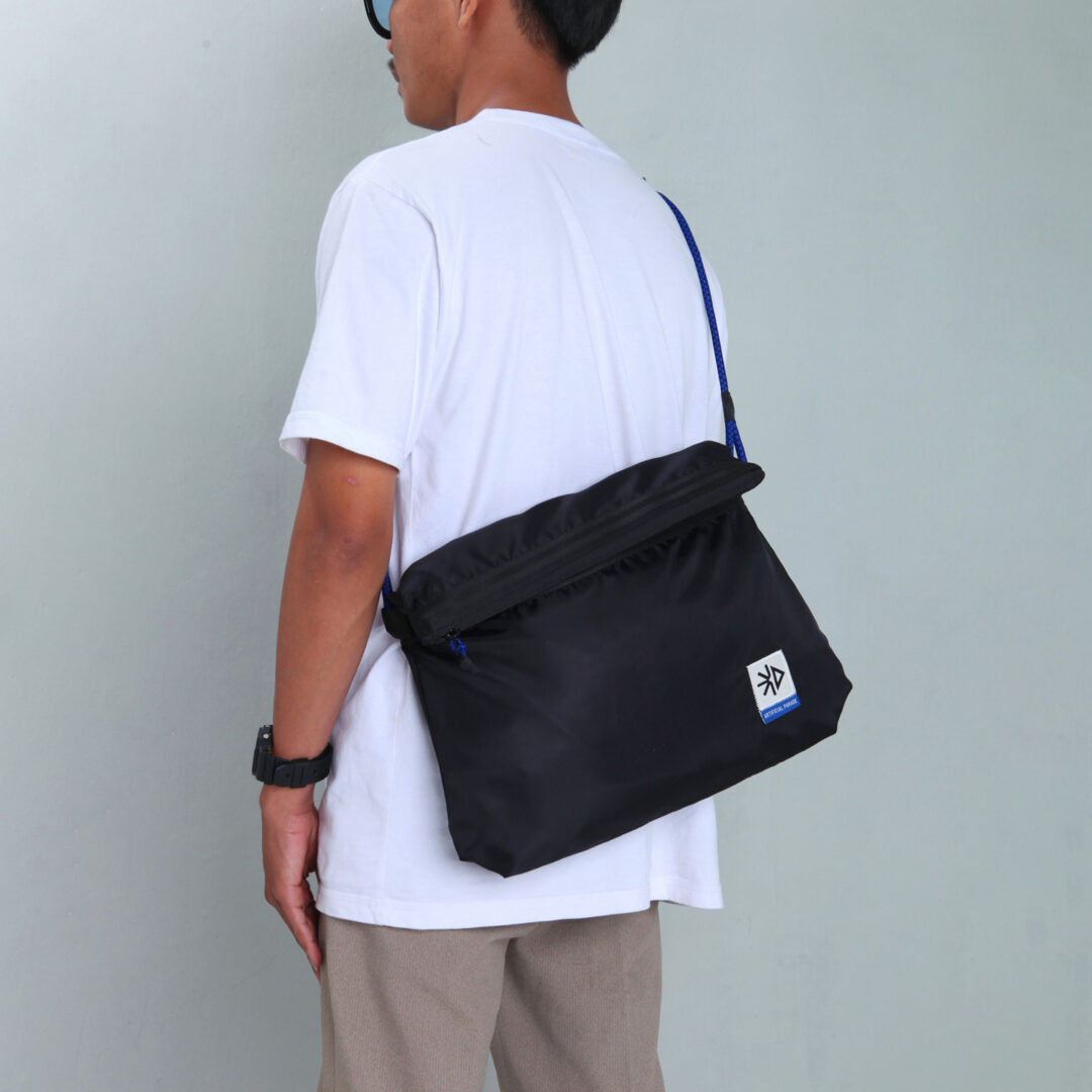 Sierra Black Sling Bag - Image 4
